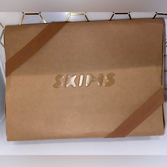 New Skims pajamas unisex - Picture 2 of 8